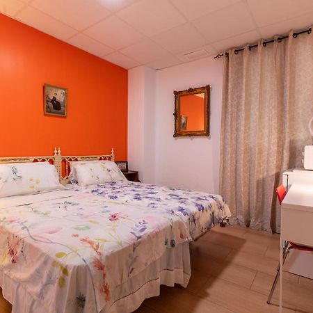 Mirador 2 Del Mercado Central - Habitacion Con Bano Privado En El Centro De La Ciudad Vella 발렌시아 외부 사진