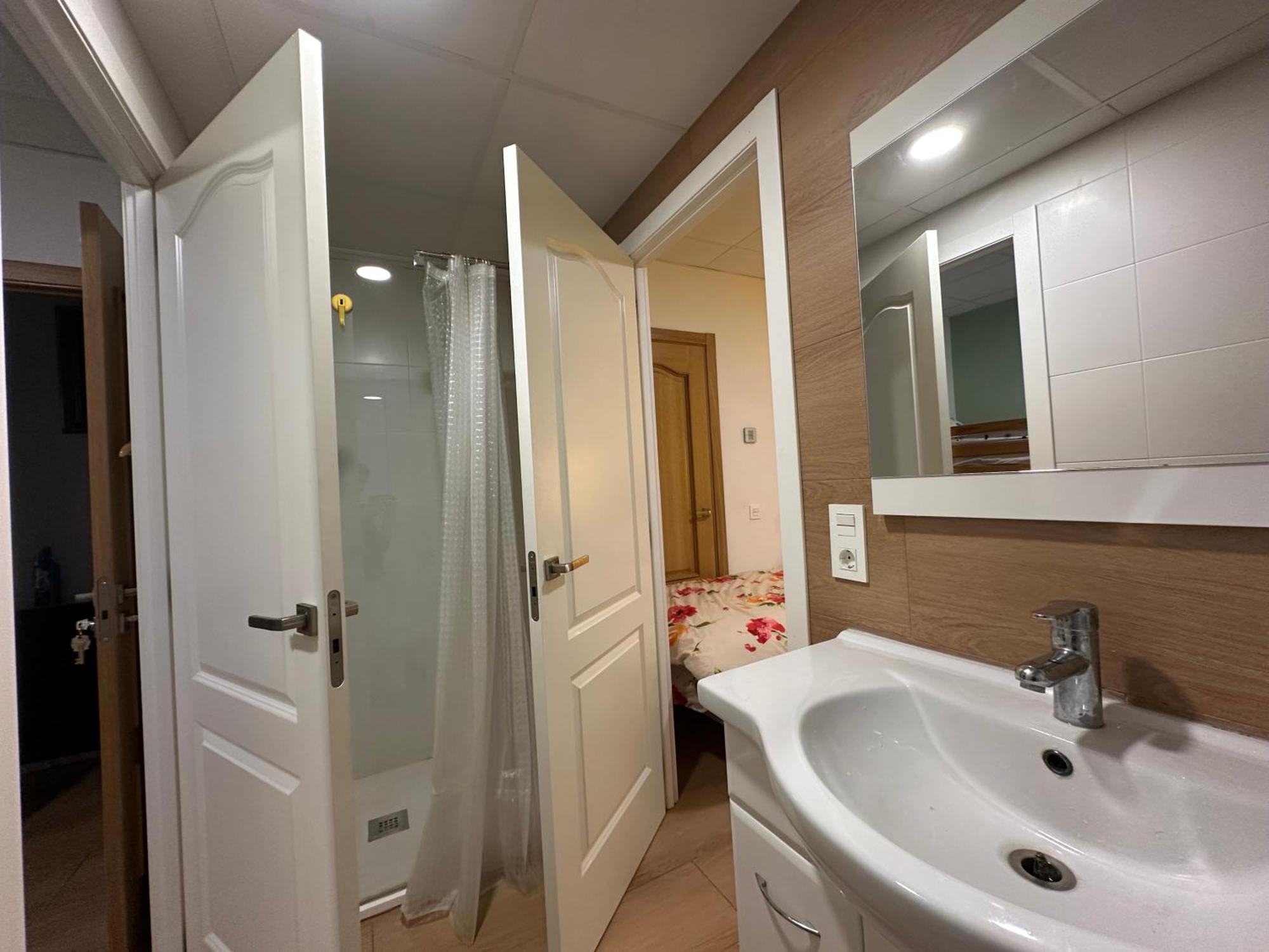 Mirador 2 Del Mercado Central - Habitacion Con Bano Privado En El Centro De La Ciudad Vella 발렌시아 외부 사진