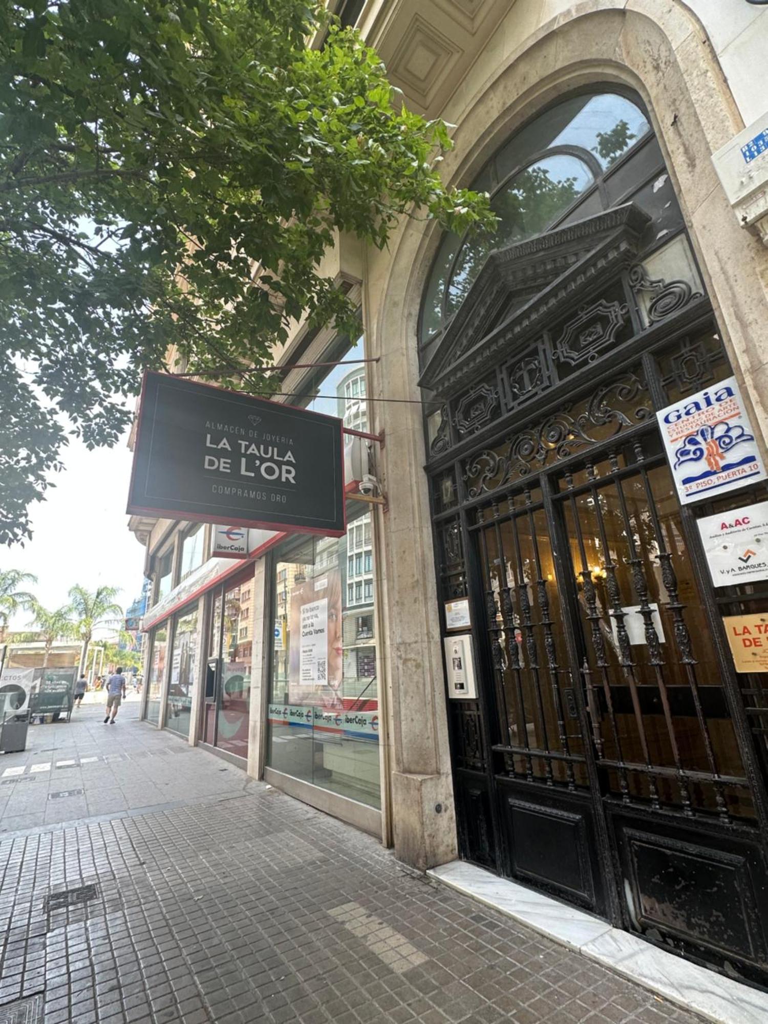 Mirador 2 Del Mercado Central - Habitacion Con Bano Privado En El Centro De La Ciudad Vella 발렌시아 외부 사진