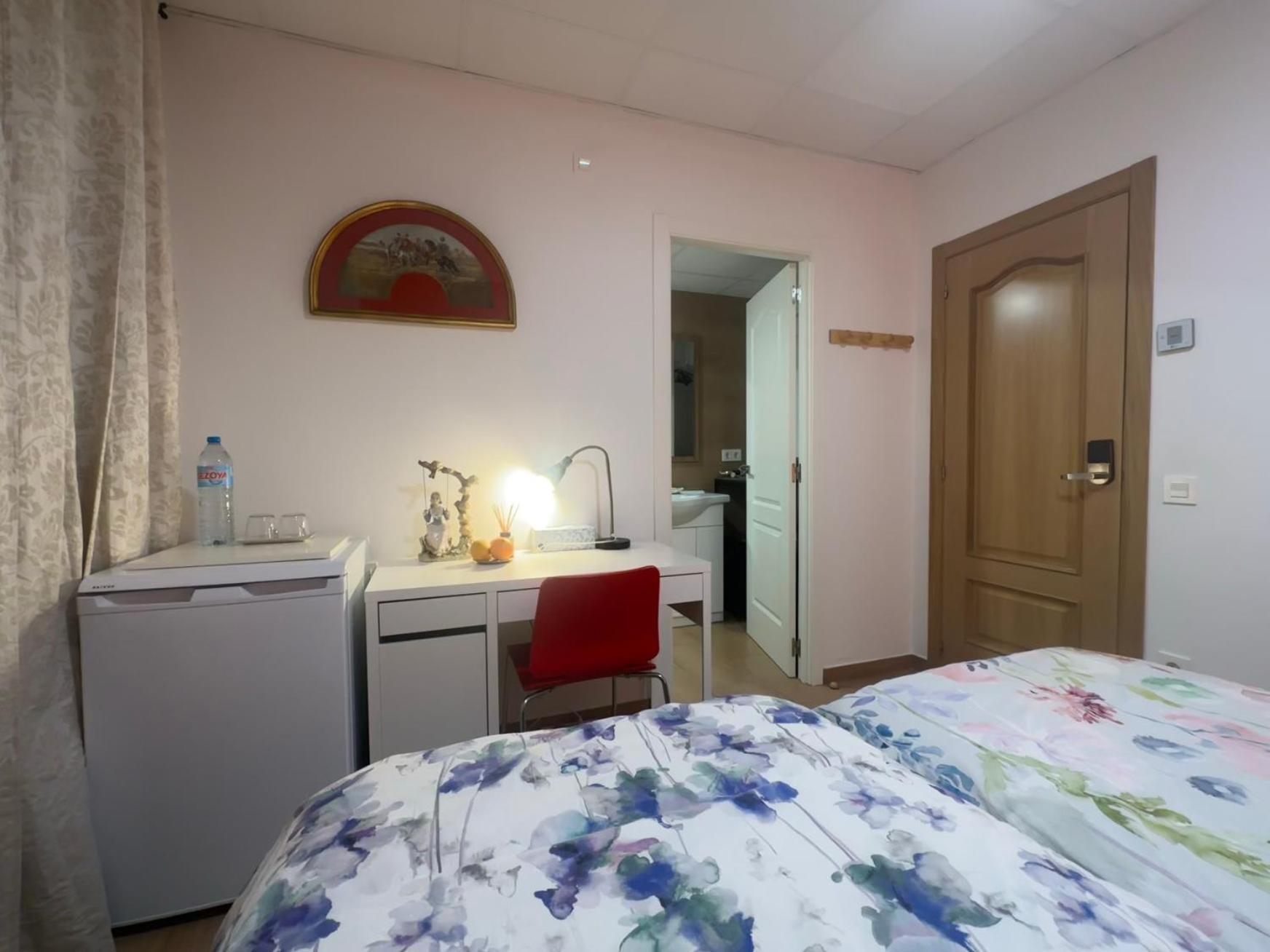 Mirador 2 Del Mercado Central - Habitacion Con Bano Privado En El Centro De La Ciudad Vella 발렌시아 외부 사진