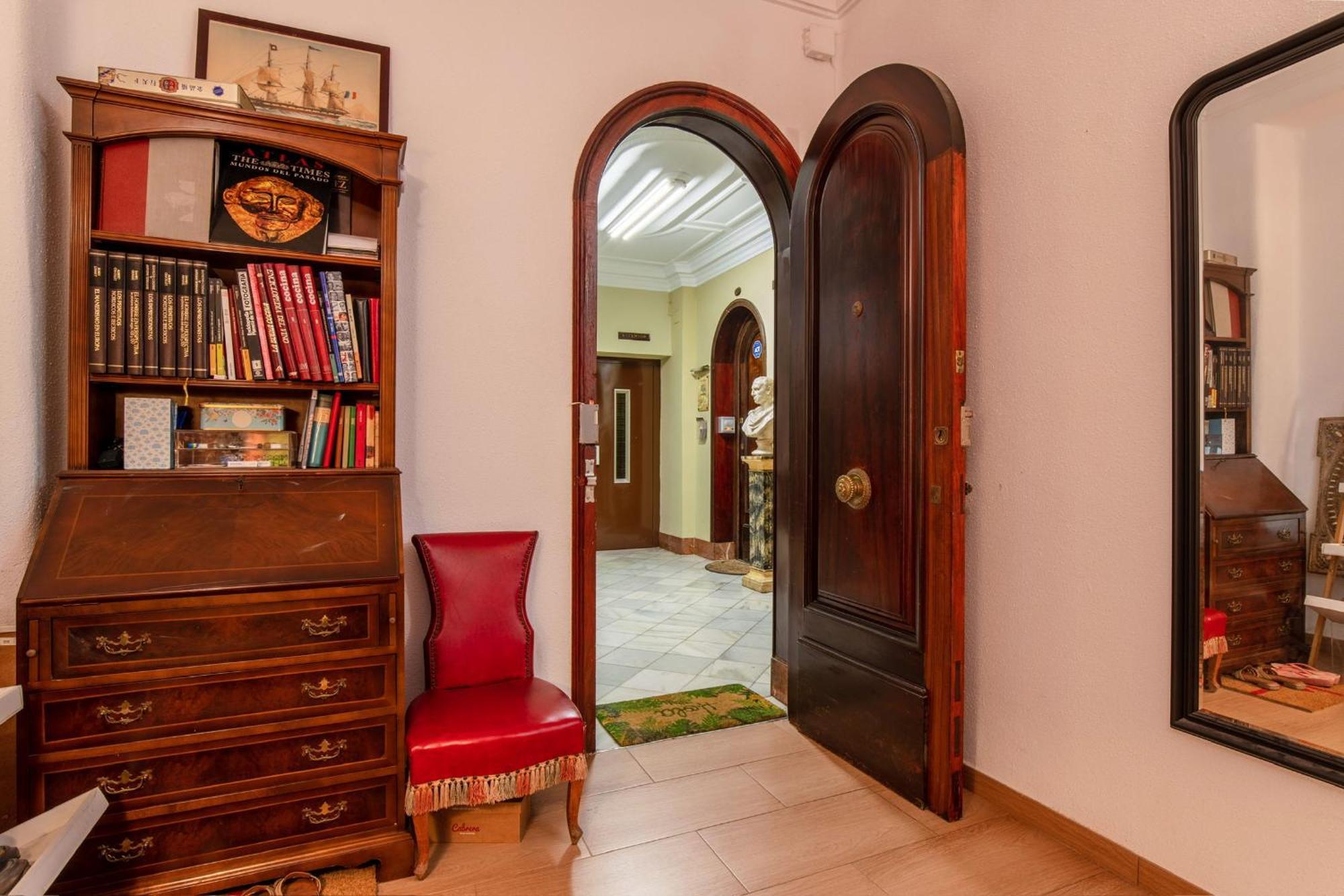 Mirador 2 Del Mercado Central - Habitacion Con Bano Privado En El Centro De La Ciudad Vella 발렌시아 외부 사진