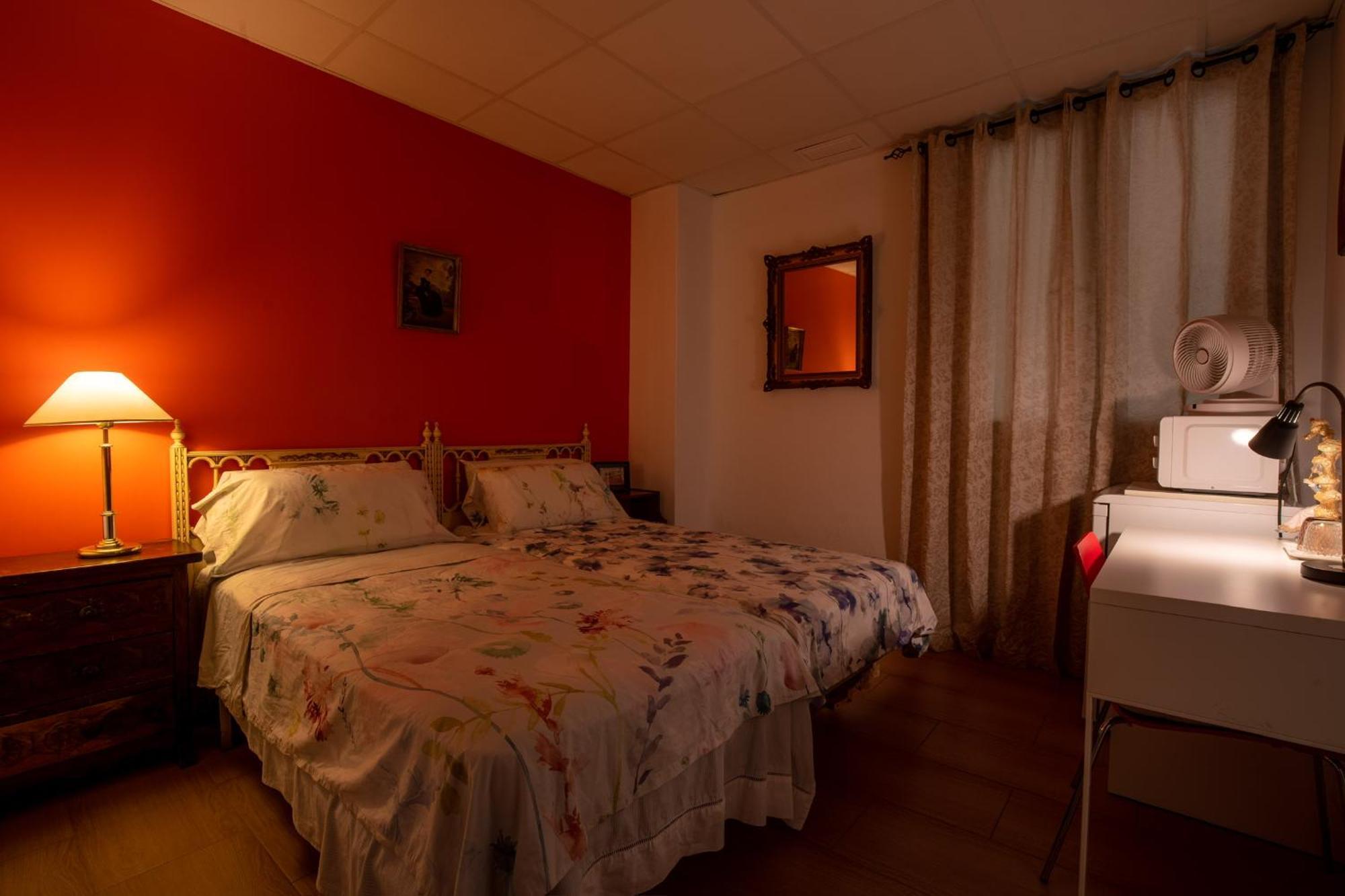 Mirador 2 Del Mercado Central - Habitacion Con Bano Privado En El Centro De La Ciudad Vella 발렌시아 외부 사진