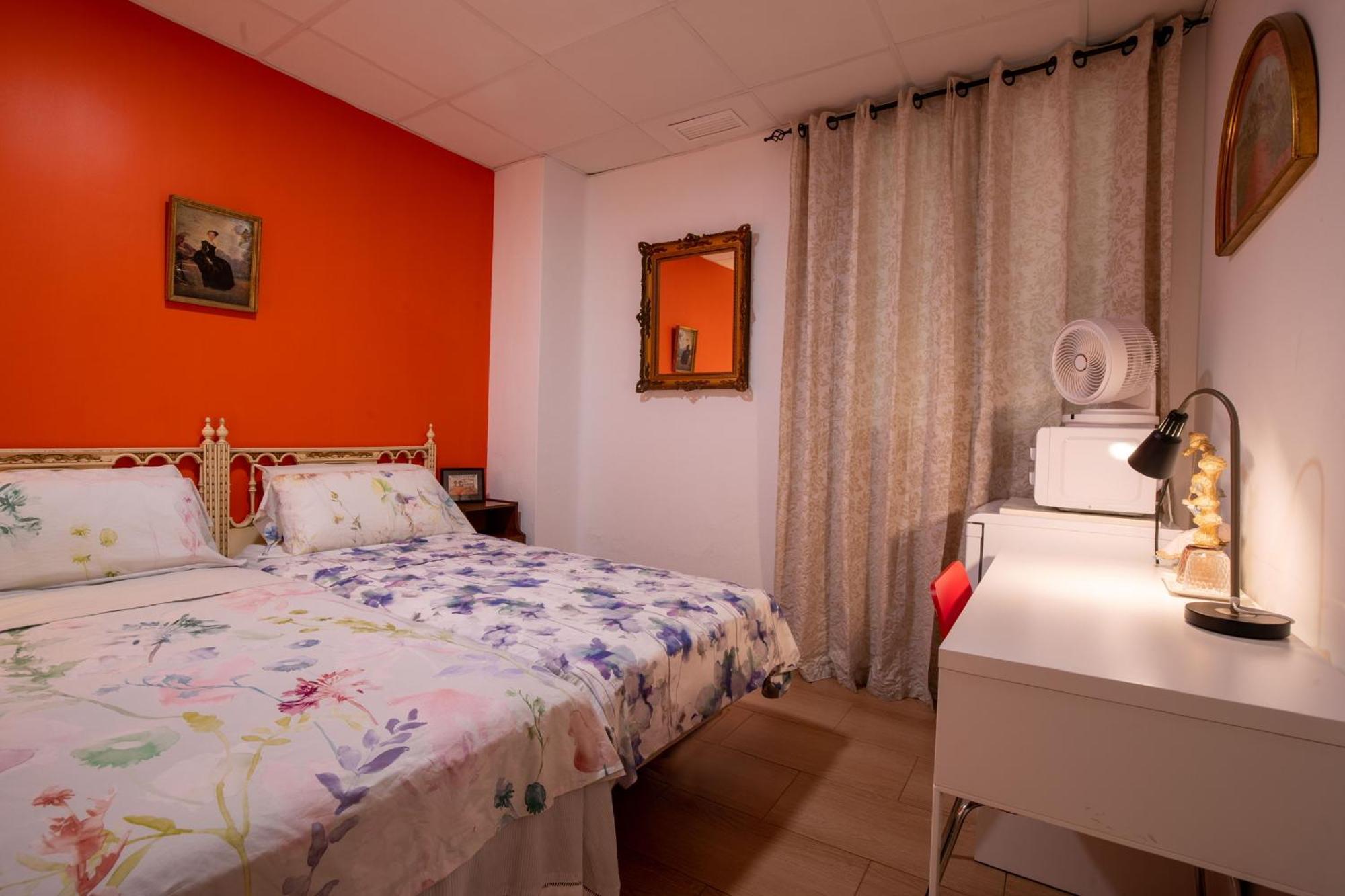 Mirador 2 Del Mercado Central - Habitacion Con Bano Privado En El Centro De La Ciudad Vella 발렌시아 외부 사진